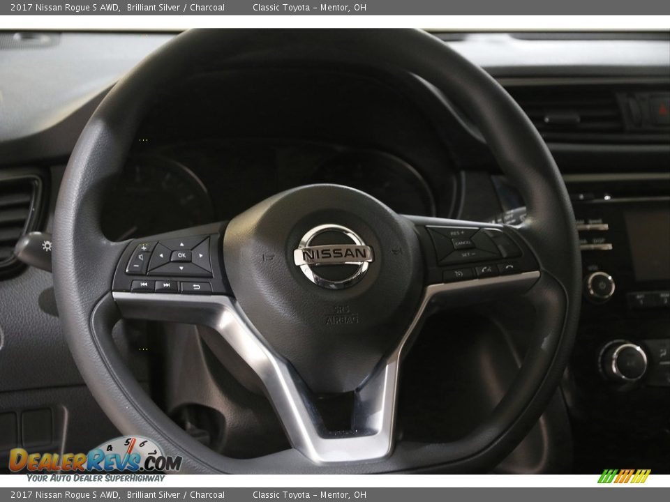 2017 Nissan Rogue S AWD Brilliant Silver / Charcoal Photo #7