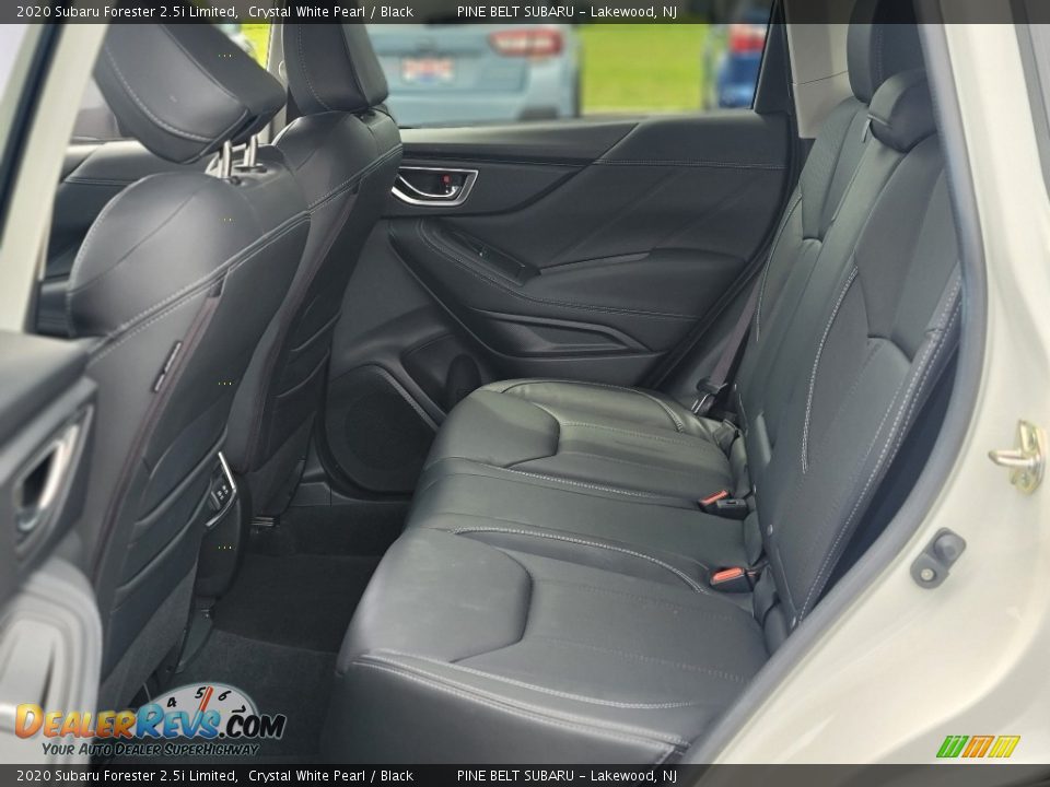 2020 Subaru Forester 2.5i Limited Crystal White Pearl / Black Photo #32