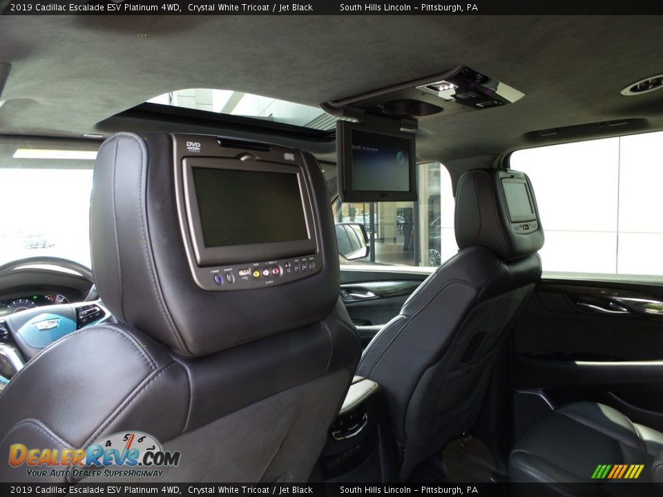 Entertainment System of 2019 Cadillac Escalade ESV Platinum 4WD Photo #18