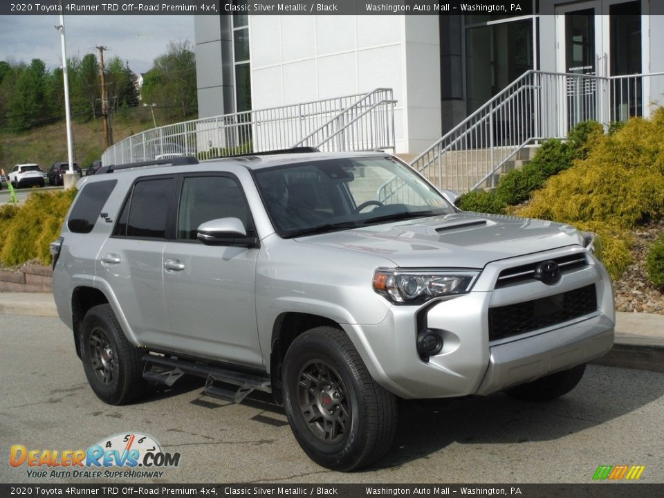 Front 3/4 View of 2020 Toyota 4Runner TRD Off-Road Premium 4x4 Photo #1