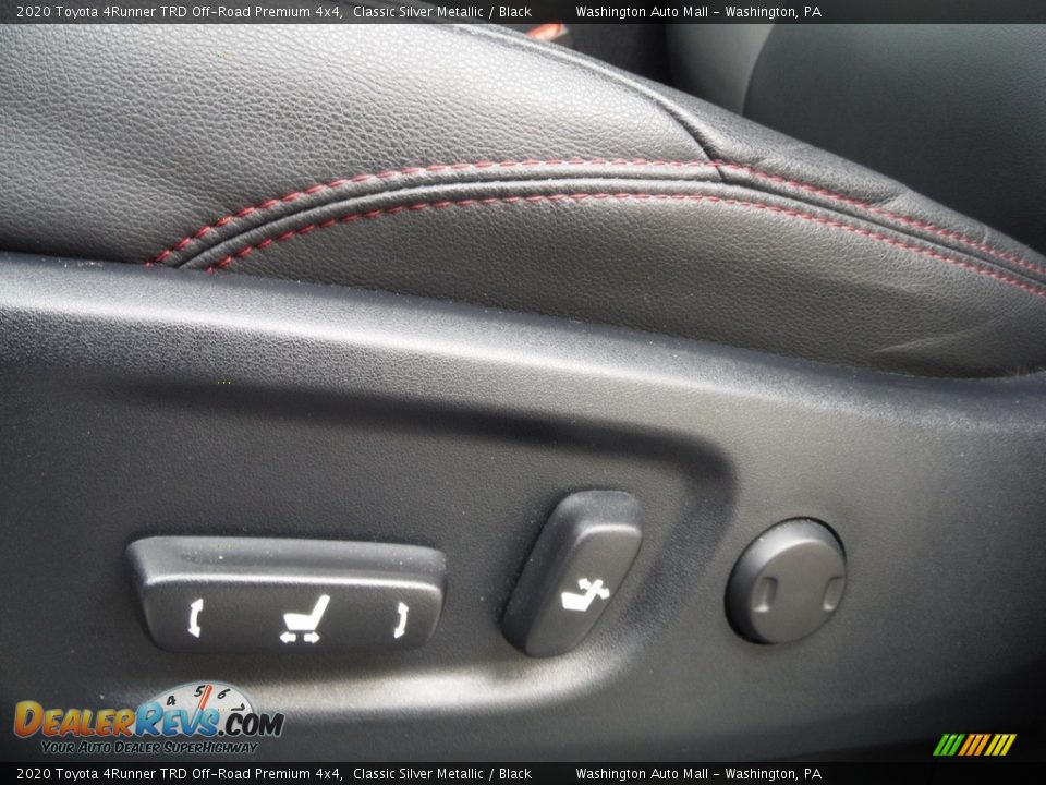 2020 Toyota 4Runner TRD Off-Road Premium 4x4 Classic Silver Metallic / Black Photo #25