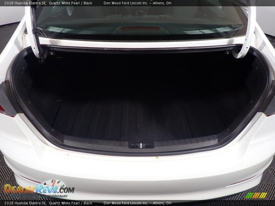 2018 Hyundai Elantra SE Quartz White Pearl / Black Photo #14