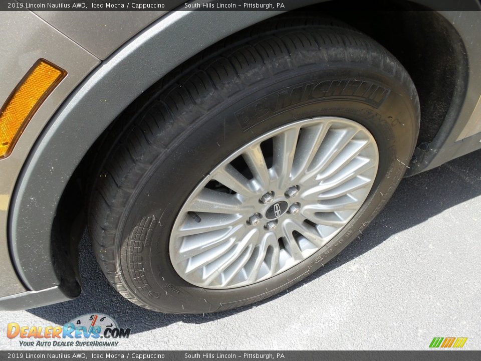 2019 Lincoln Nautilus AWD Iced Mocha / Cappuccino Photo #2