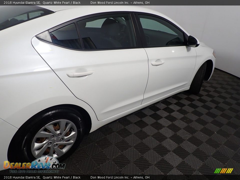 2018 Hyundai Elantra SE Quartz White Pearl / Black Photo #18