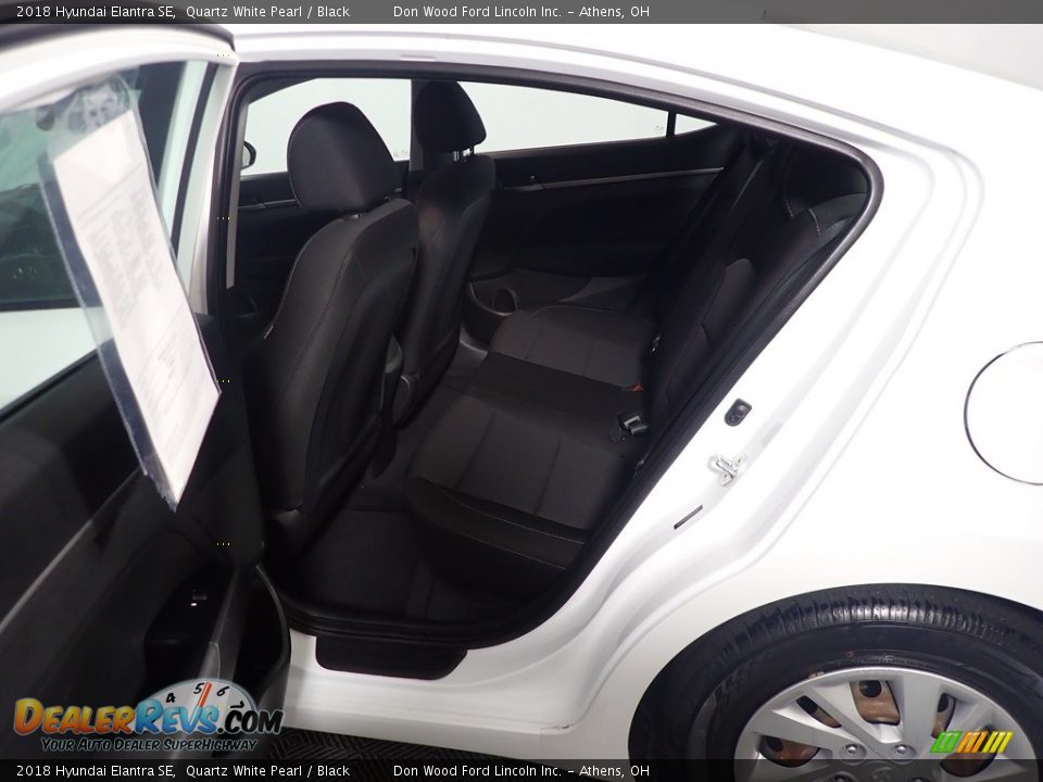2018 Hyundai Elantra SE Quartz White Pearl / Black Photo #34