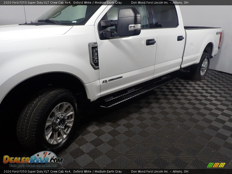 2020 Ford F350 Super Duty XLT Crew Cab 4x4 Oxford White / Medium Earth Gray Photo #10