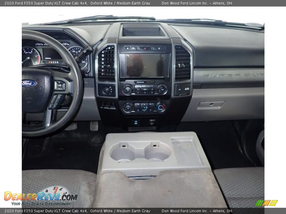 2020 Ford F350 Super Duty XLT Crew Cab 4x4 Oxford White / Medium Earth Gray Photo #21