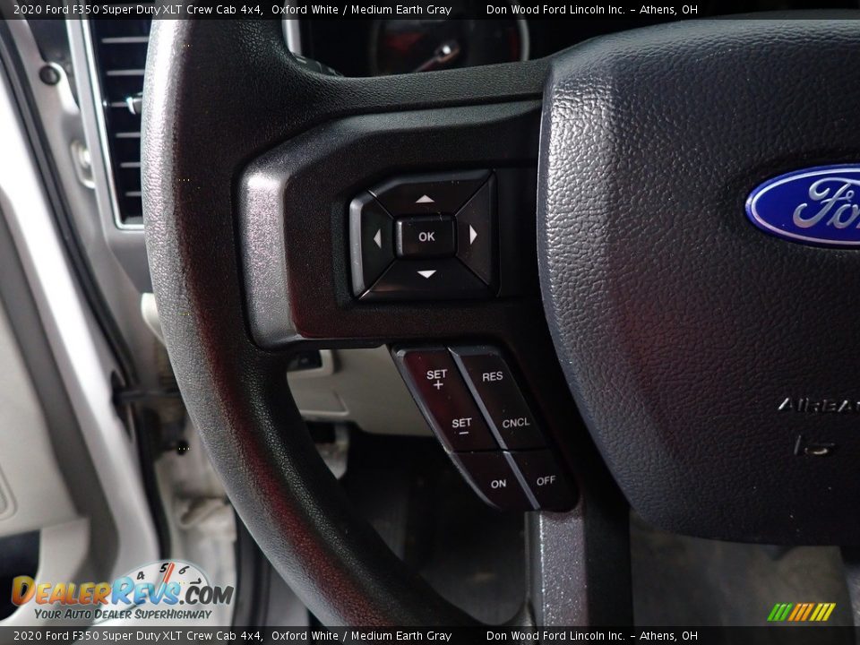 2020 Ford F350 Super Duty XLT Crew Cab 4x4 Oxford White / Medium Earth Gray Photo #24