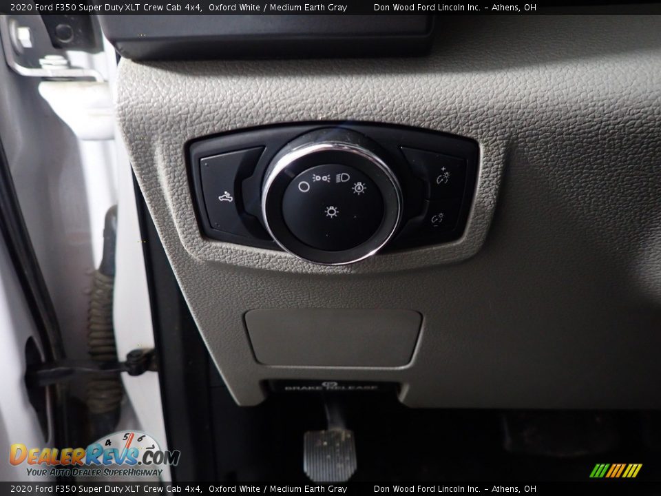 2020 Ford F350 Super Duty XLT Crew Cab 4x4 Oxford White / Medium Earth Gray Photo #27