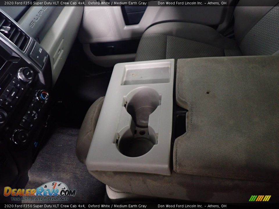 2020 Ford F350 Super Duty XLT Crew Cab 4x4 Oxford White / Medium Earth Gray Photo #29