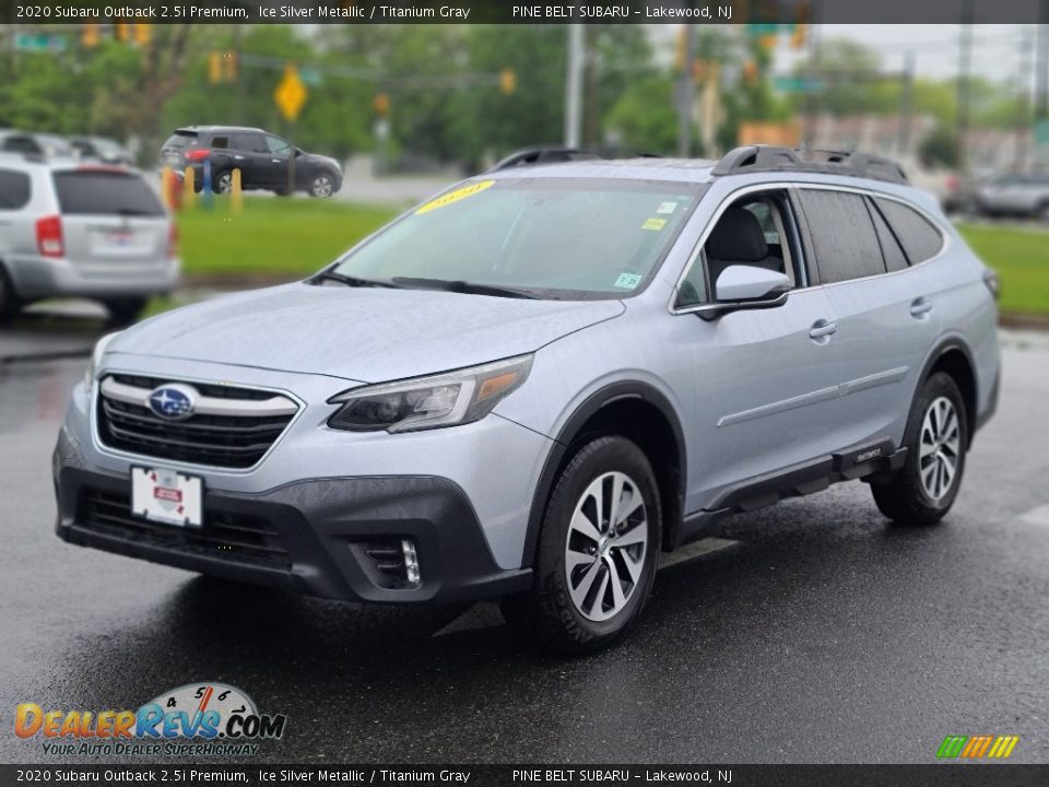 2020 Subaru Outback 2.5i Premium Ice Silver Metallic / Titanium Gray Photo #1