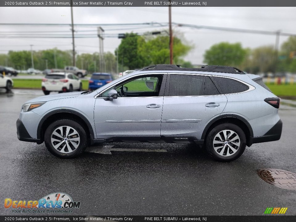 2020 Subaru Outback 2.5i Premium Ice Silver Metallic / Titanium Gray Photo #18