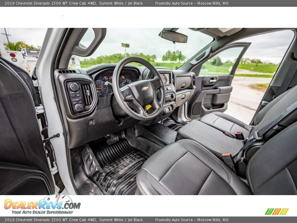 2019 Chevrolet Silverado 1500 WT Crew Cab 4WD Summit White / Jet Black Photo #12
