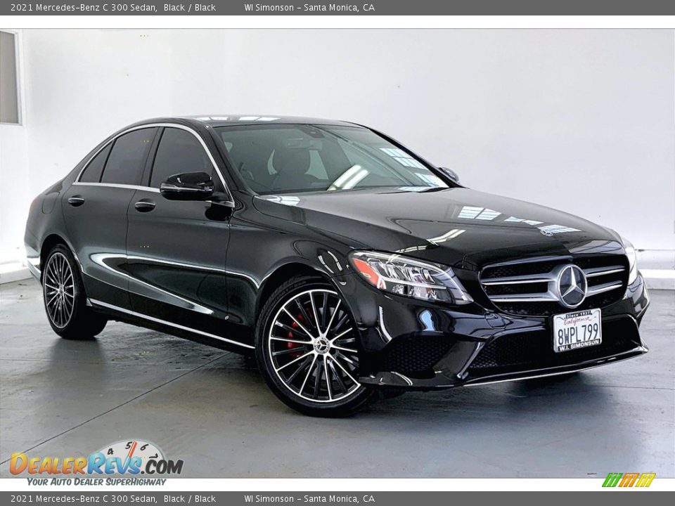 Front 3/4 View of 2021 Mercedes-Benz C 300 Sedan Photo #34