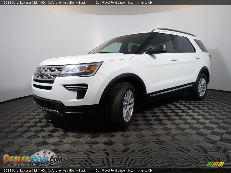 2018 Ford Explorer XLT 4WD Oxford White / Ebony Black Photo #8