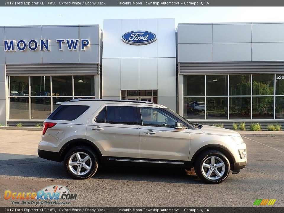 2017 Ford Explorer XLT 4WD Oxford White / Ebony Black Photo #1