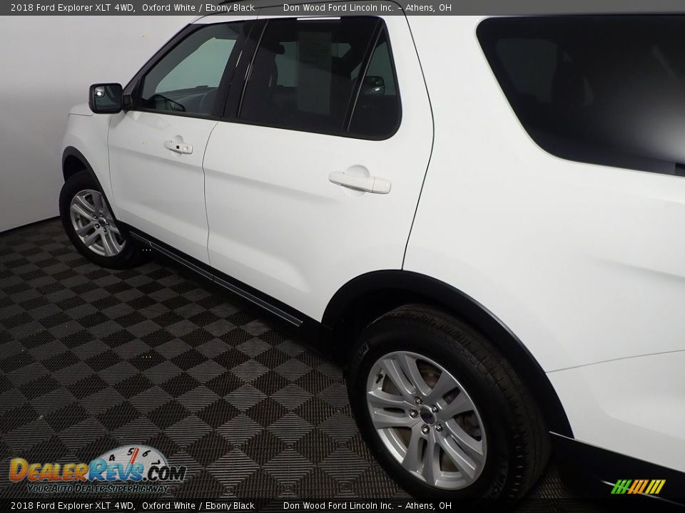 2018 Ford Explorer XLT 4WD Oxford White / Ebony Black Photo #18