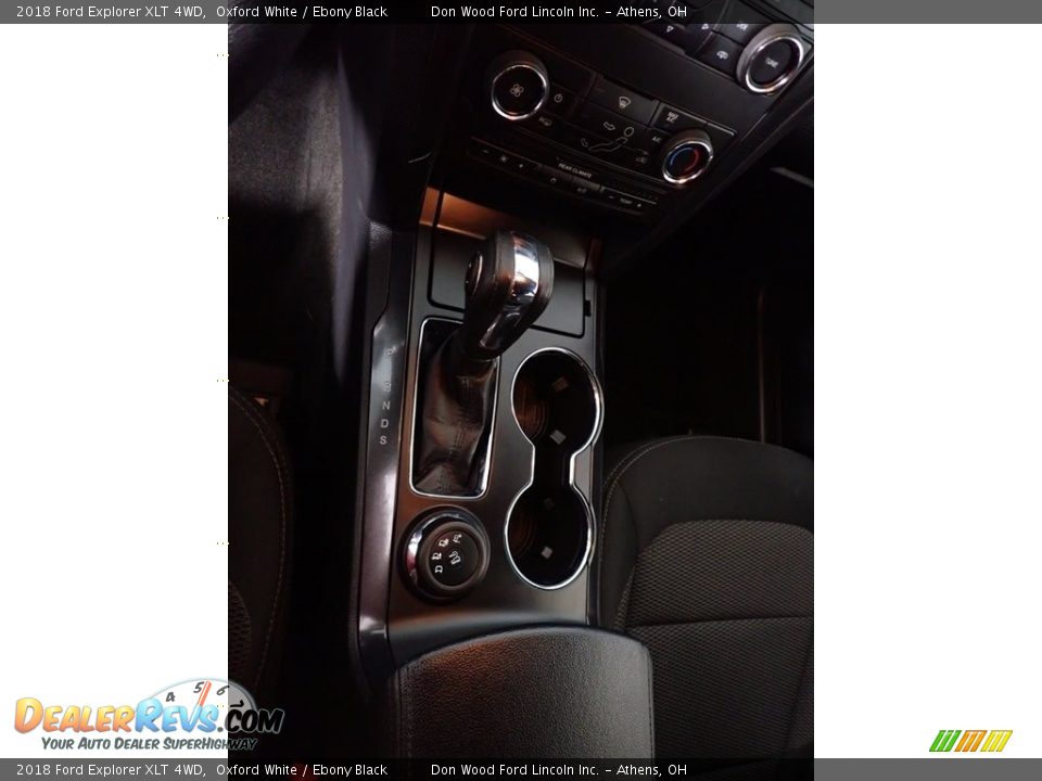 2018 Ford Explorer XLT 4WD Oxford White / Ebony Black Photo #33
