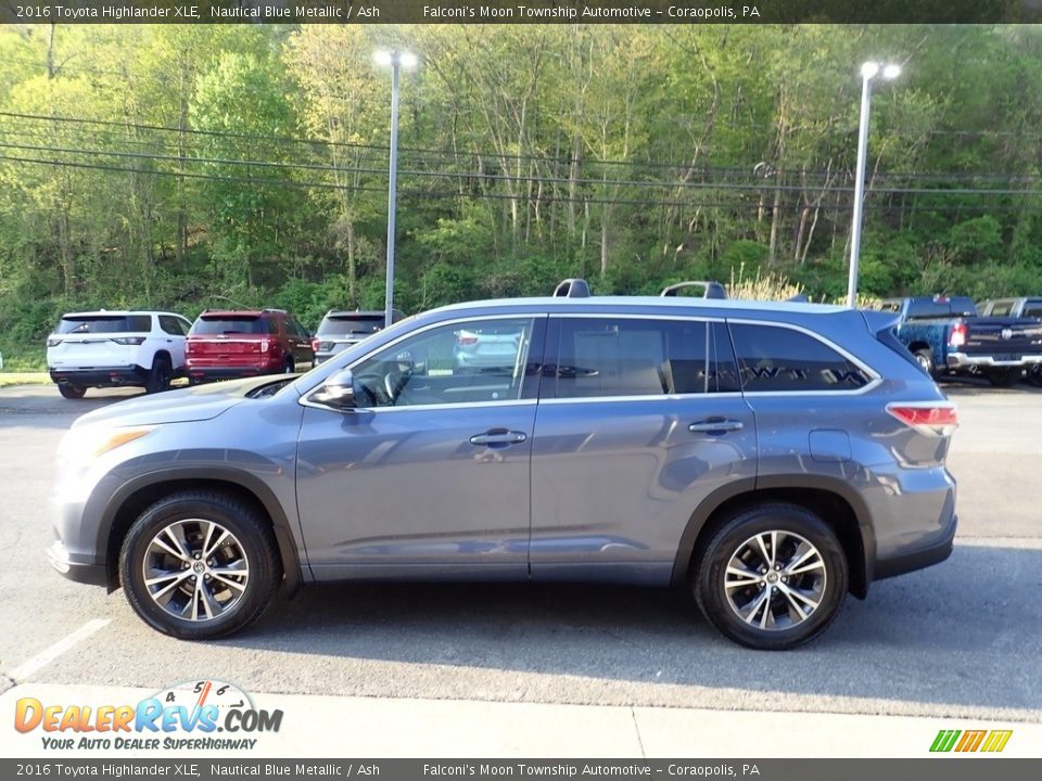 2016 Toyota Highlander XLE Nautical Blue Metallic / Ash Photo #6