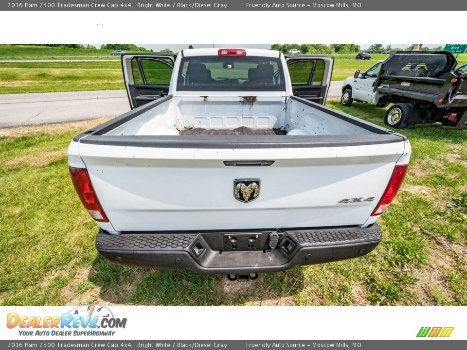 2016 Ram 2500 Tradesman Crew Cab 4x4 Bright White / Black/Diesel Gray Photo #21