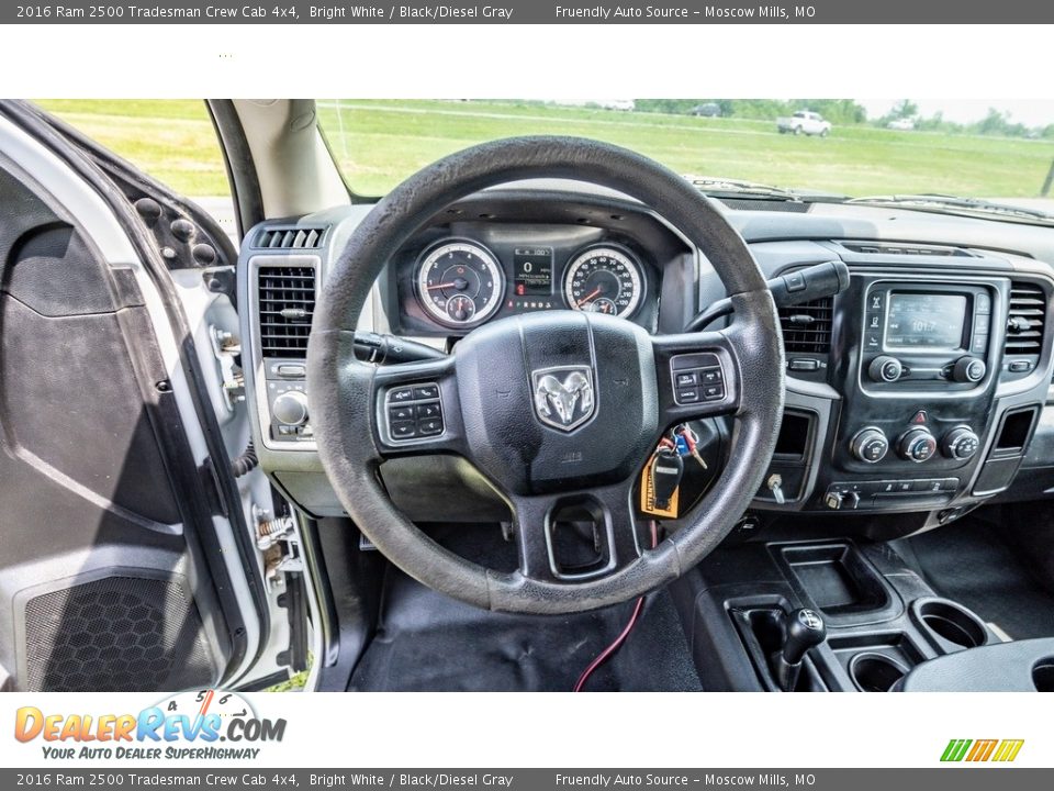 2016 Ram 2500 Tradesman Crew Cab 4x4 Steering Wheel Photo #27