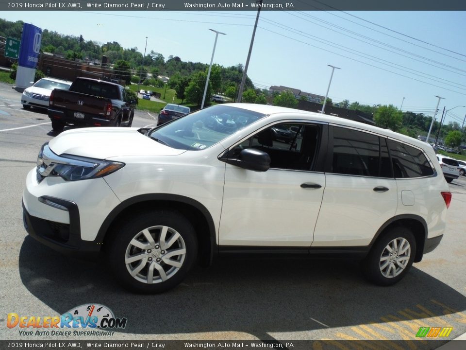 2019 Honda Pilot LX AWD White Diamond Pearl / Gray Photo #5