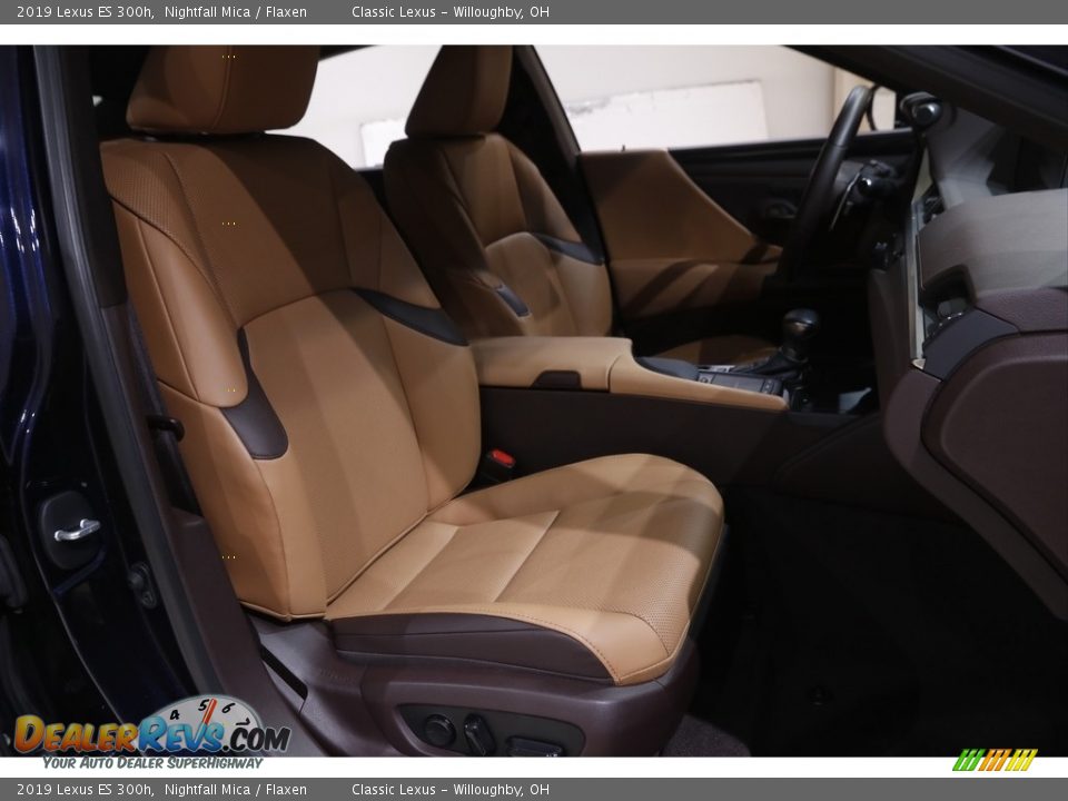 2019 Lexus ES 300h Nightfall Mica / Flaxen Photo #19