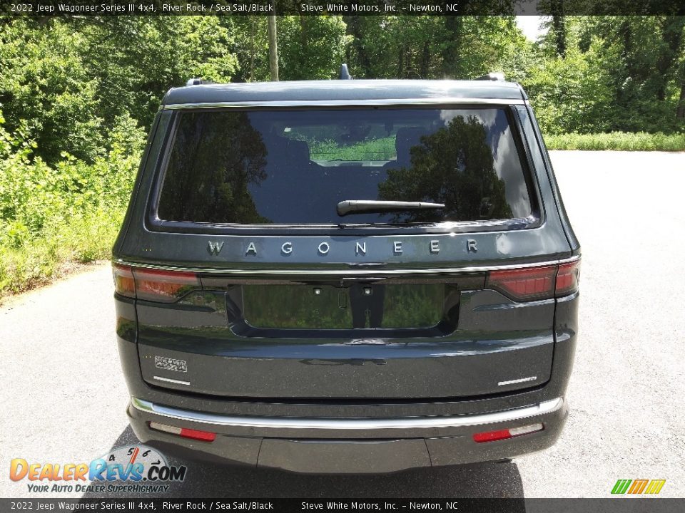 2022 Jeep Wagoneer Series III 4x4 River Rock / Sea Salt/Black Photo 8