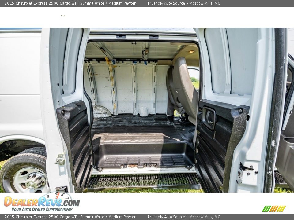 2015 Chevrolet Express 2500 Cargo WT Summit White / Medium Pewter Photo #8