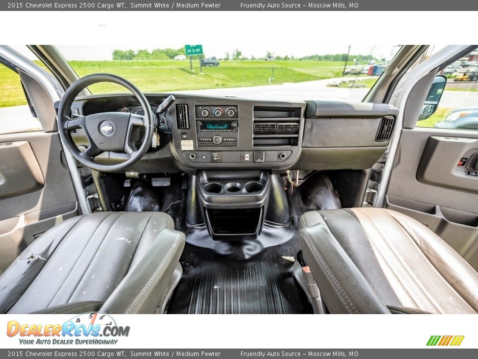 2015 Chevrolet Express 2500 Cargo WT Summit White / Medium Pewter Photo #25