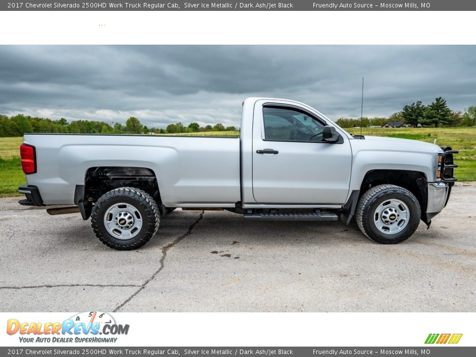 Silver Ice Metallic 2017 Chevrolet Silverado 2500HD Work Truck Regular Cab Photo #2