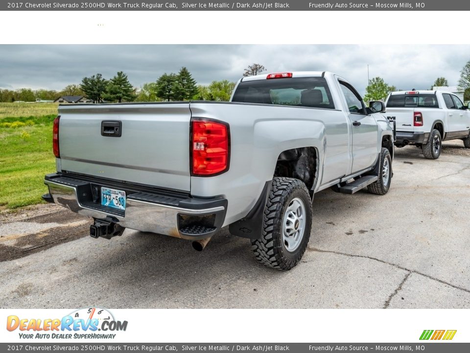 2017 Chevrolet Silverado 2500HD Work Truck Regular Cab Silver Ice Metallic / Dark Ash/Jet Black Photo #3