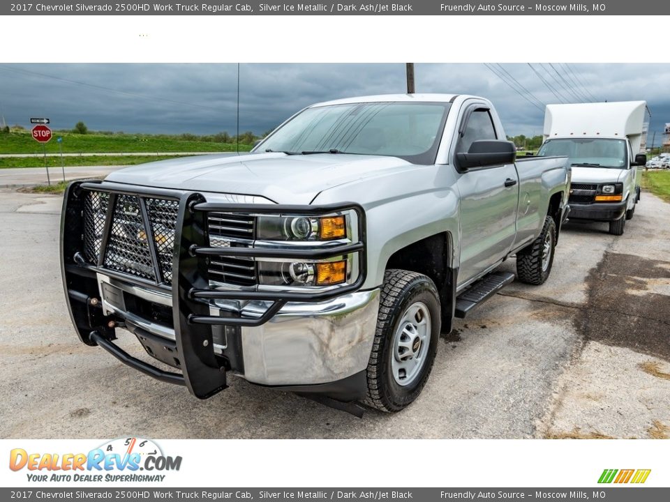 Front 3/4 View of 2017 Chevrolet Silverado 2500HD Work Truck Regular Cab Photo #8