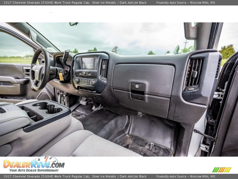 2017 Chevrolet Silverado 2500HD Work Truck Regular Cab Silver Ice Metallic / Dark Ash/Jet Black Photo #13