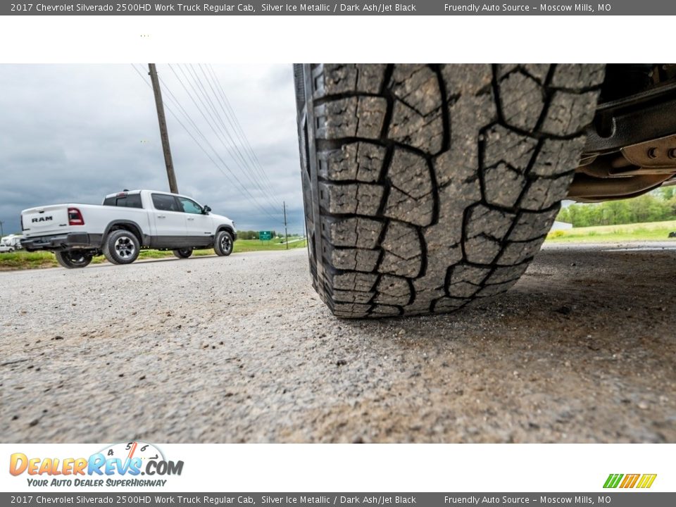 2017 Chevrolet Silverado 2500HD Work Truck Regular Cab Silver Ice Metallic / Dark Ash/Jet Black Photo #19