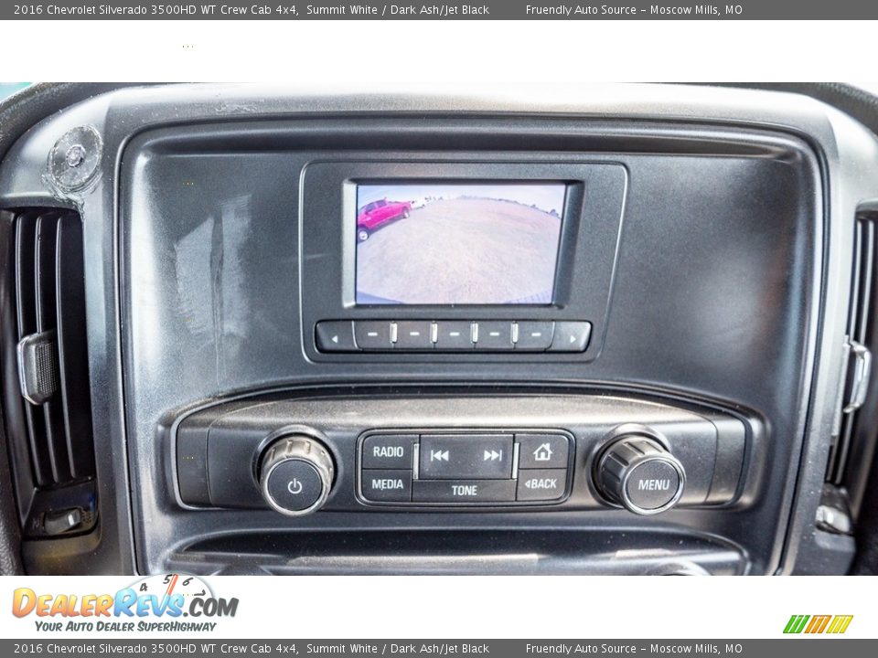 Controls of 2016 Chevrolet Silverado 3500HD WT Crew Cab 4x4 Photo #29