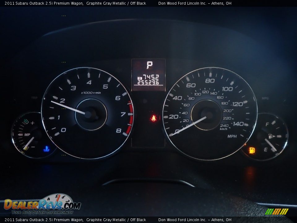 2011 Subaru Outback 2.5i Premium Wagon Graphite Gray Metallic / Off Black Photo #17