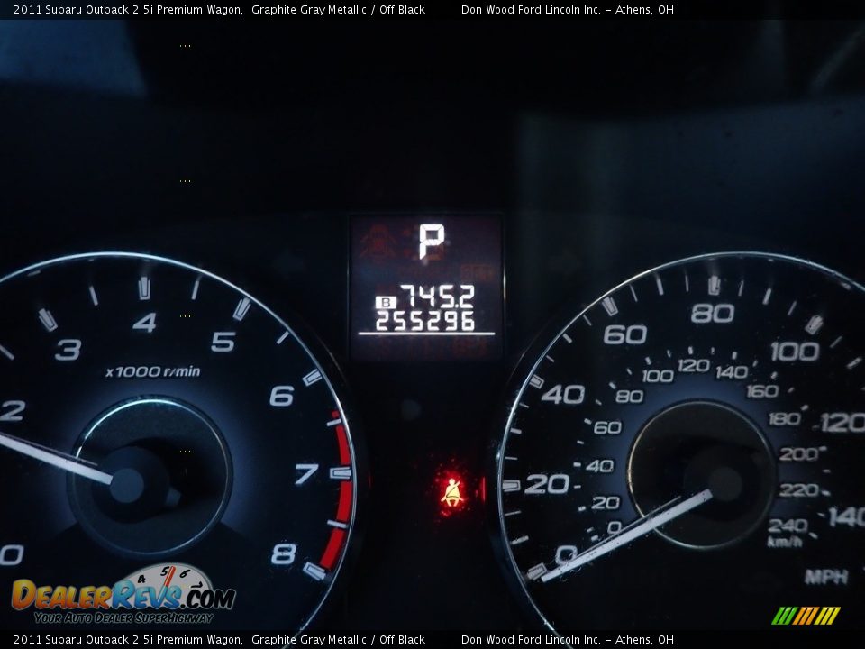 2011 Subaru Outback 2.5i Premium Wagon Graphite Gray Metallic / Off Black Photo #20