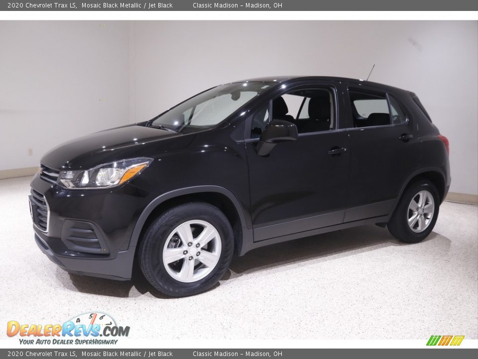 2020 Chevrolet Trax LS Mosaic Black Metallic / Jet Black Photo #3
