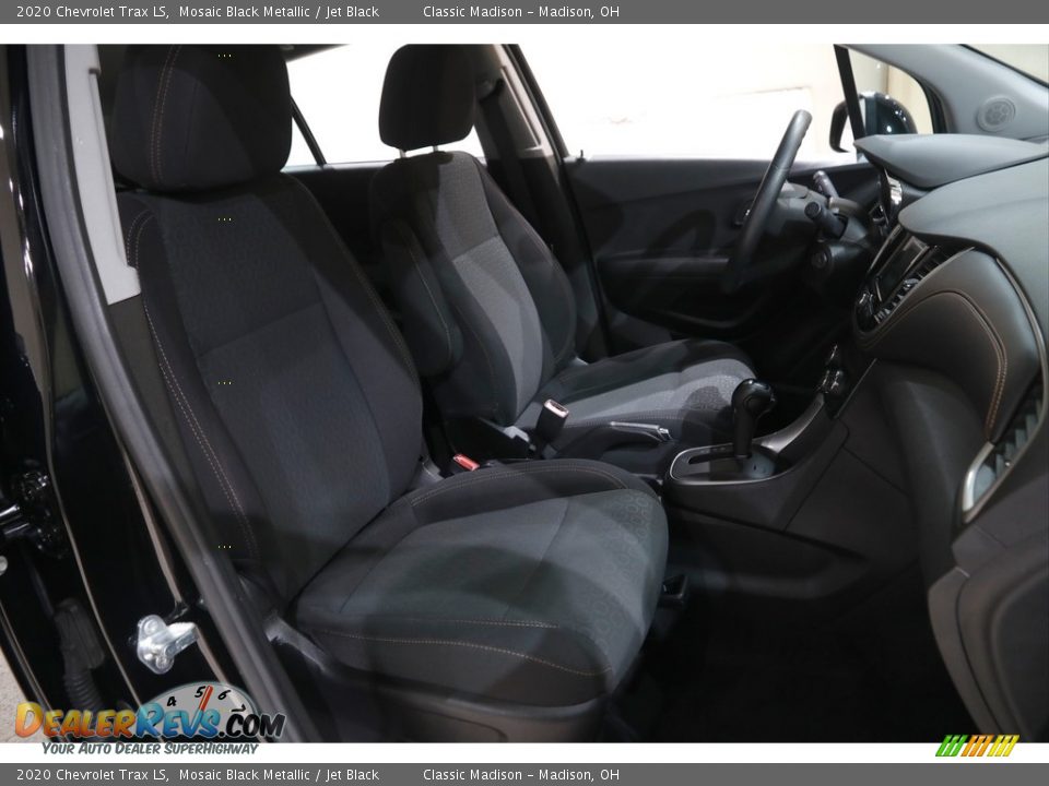 2020 Chevrolet Trax LS Mosaic Black Metallic / Jet Black Photo #14