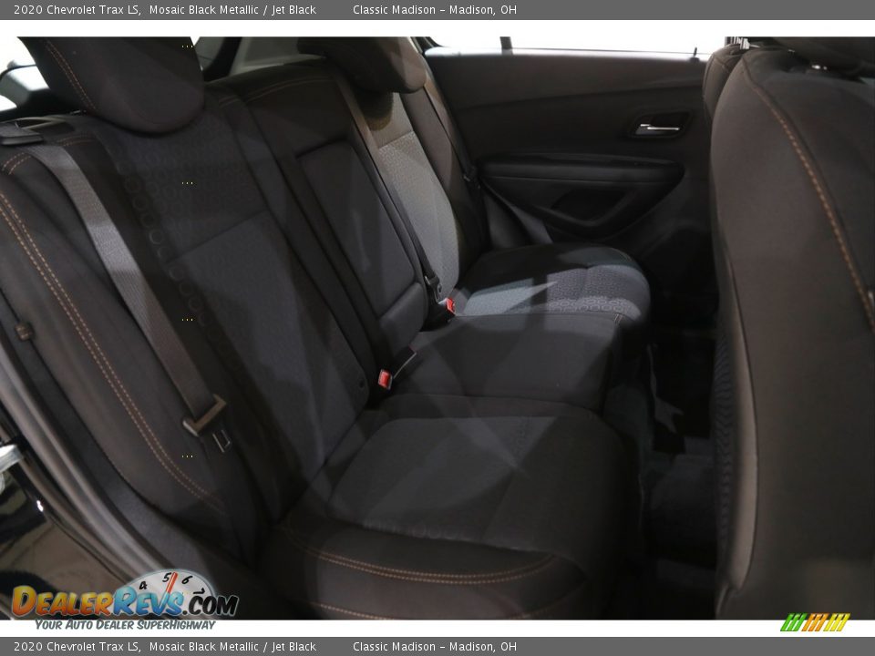 2020 Chevrolet Trax LS Mosaic Black Metallic / Jet Black Photo #15