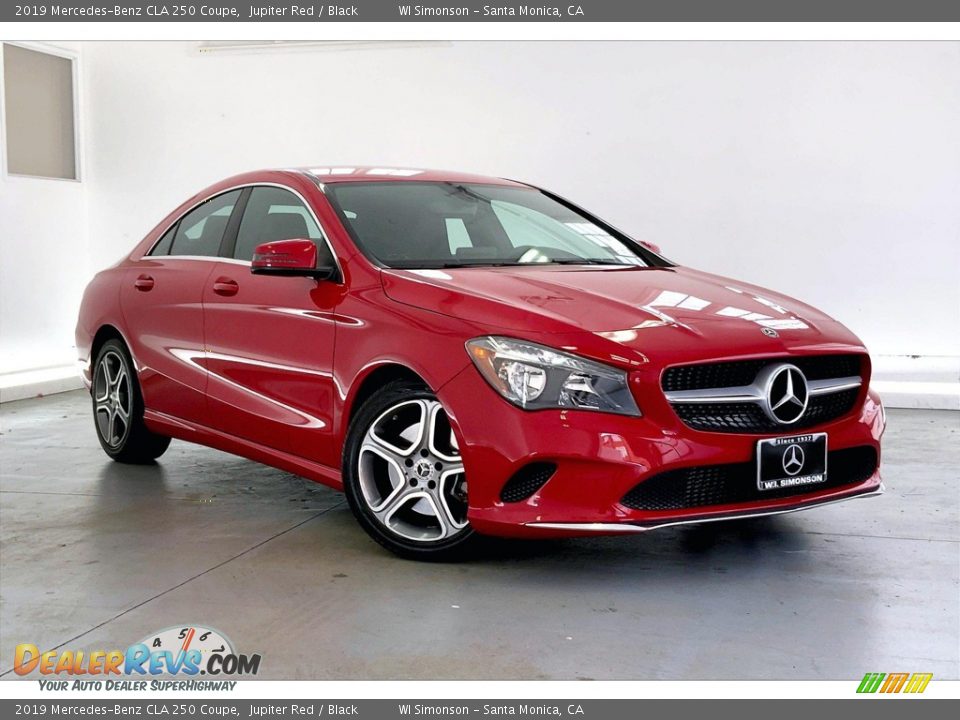 Front 3/4 View of 2019 Mercedes-Benz CLA 250 Coupe Photo #34