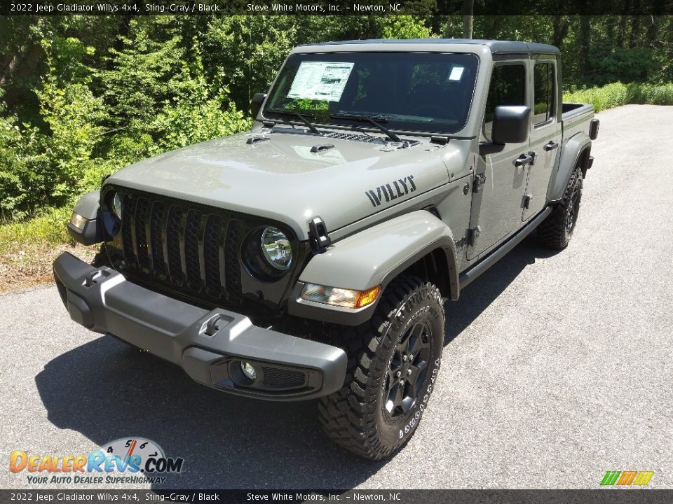 2022 Jeep Gladiator Willys 4x4 Sting-Gray / Black Photo #2