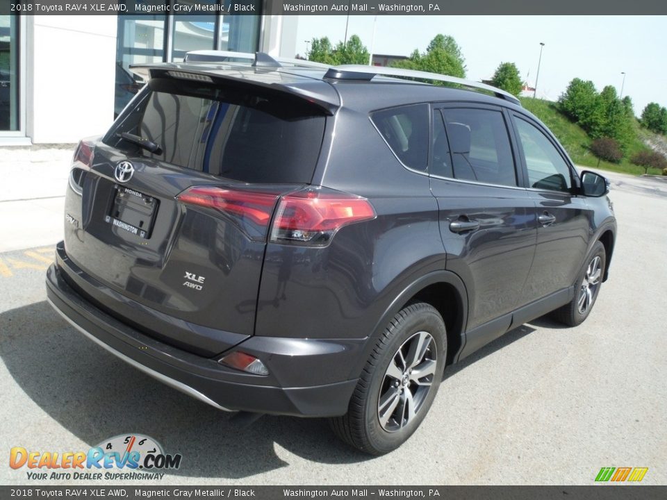 2018 Toyota RAV4 XLE AWD Magnetic Gray Metallic / Black Photo #11