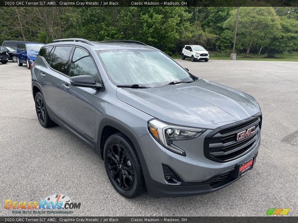 Front 3/4 View of 2020 GMC Terrain SLT AWD Photo #4