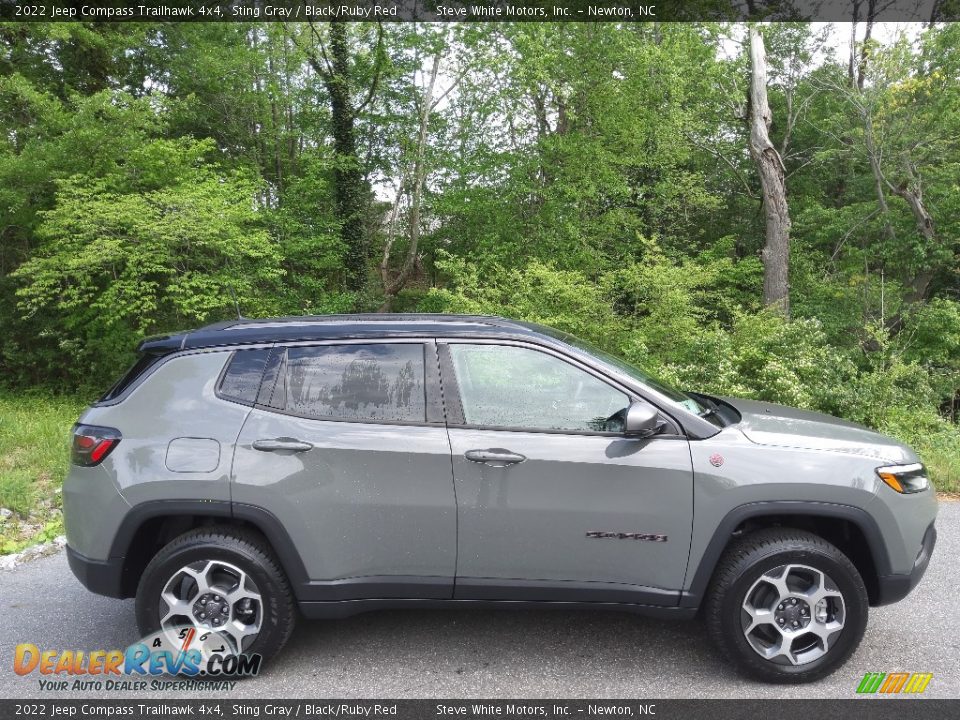 Sting Gray 2022 Jeep Compass Trailhawk 4x4 Photo #5