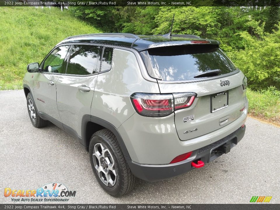 2022 Jeep Compass Trailhawk 4x4 Sting Gray / Black/Ruby Red Photo #8