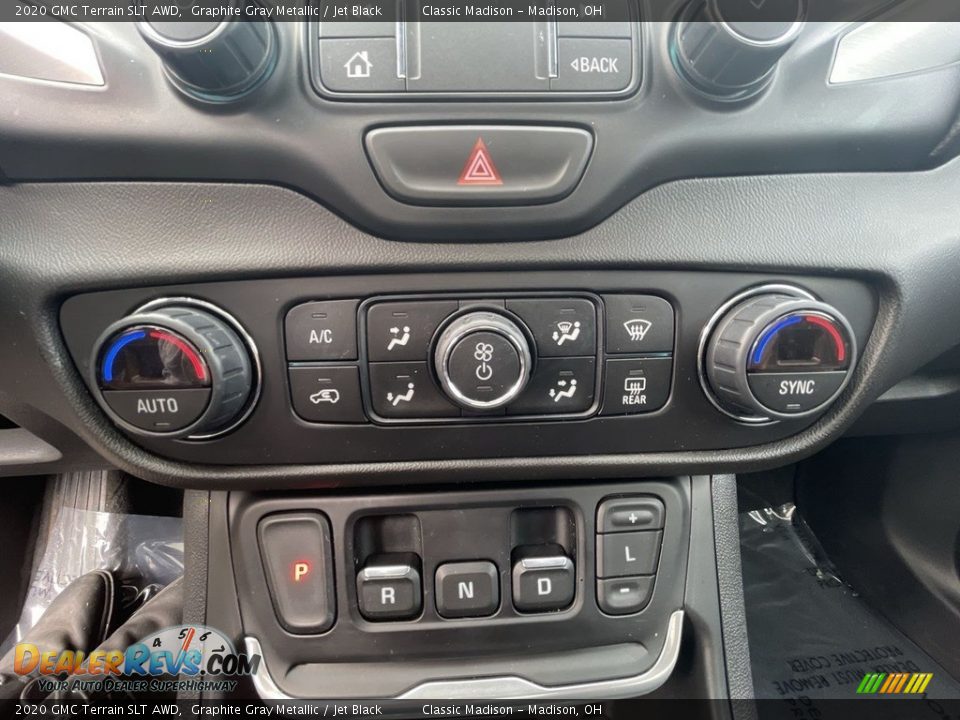 Dashboard of 2020 GMC Terrain SLT AWD Photo #13
