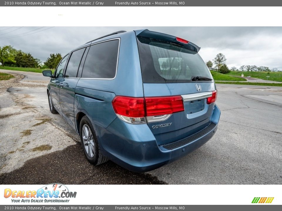 2010 Honda Odyssey Touring Ocean Mist Metallic / Gray Photo #19