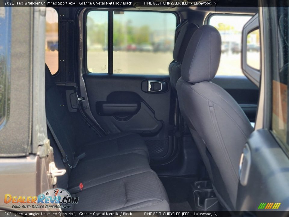 2021 Jeep Wrangler Unlimited Sport 4x4 Granite Crystal Metallic / Black Photo #28